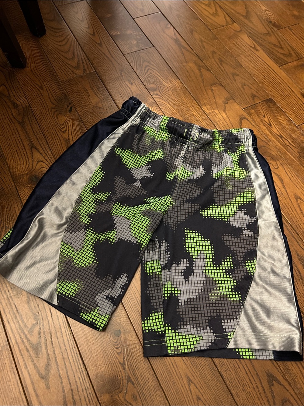 🔥 4/$25 - Boy's Athletic Camo Performance Shorts - Green/Gray